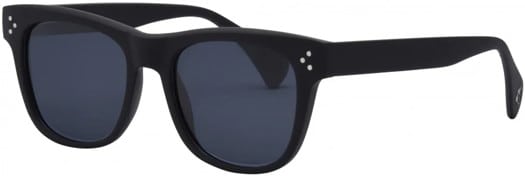 I-Sea Liam Polarized Sunglasses - black/smoke polarized lens - view large