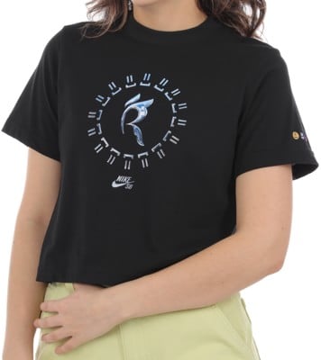 Nike SB Women's Rayssa Leal Boxy T-Shirt - black - view large