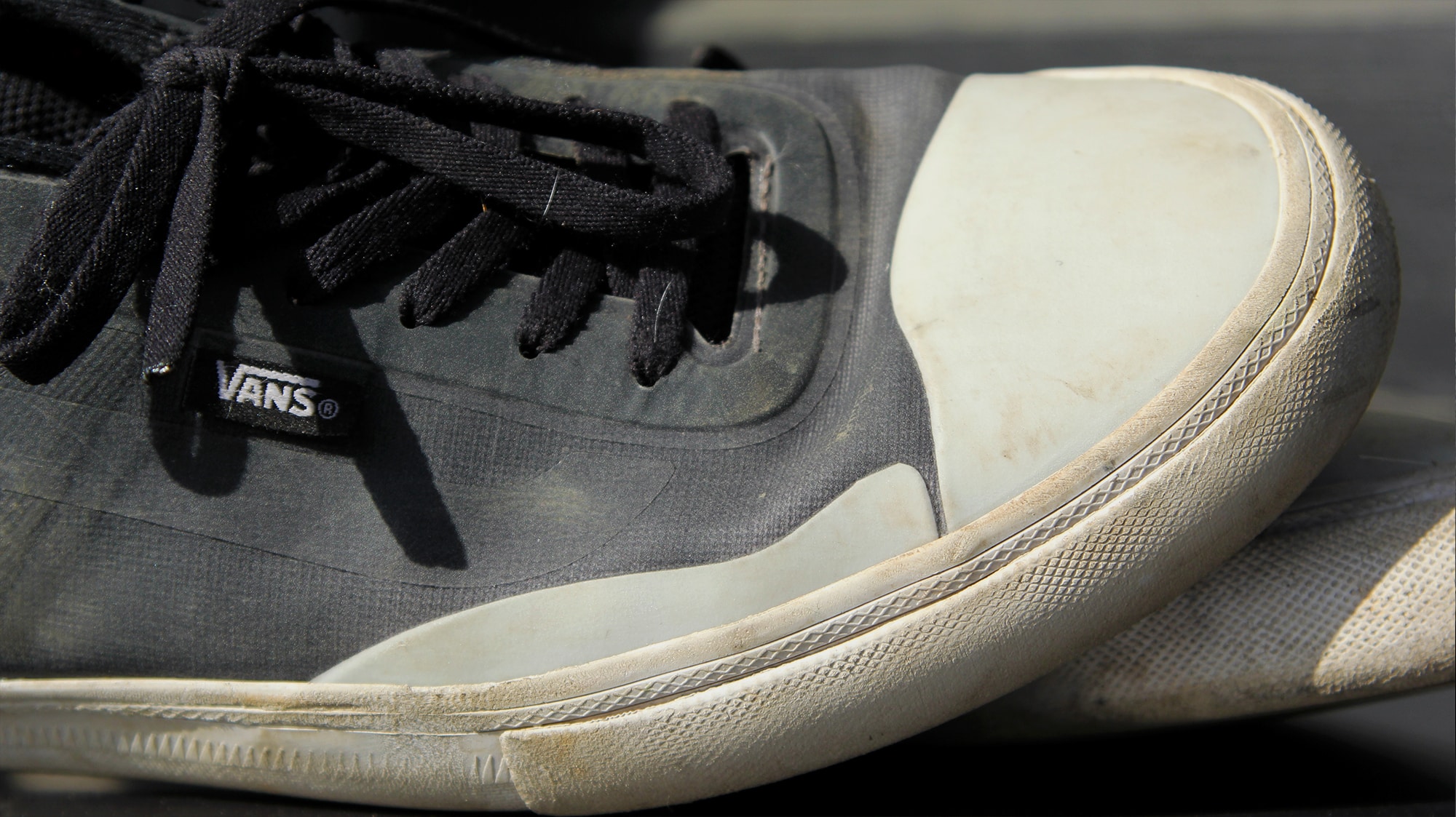 avoid Vinegar curse Vans AV Rapidweld Pro Lite Skate Shoes Wear Test Review | Tactics