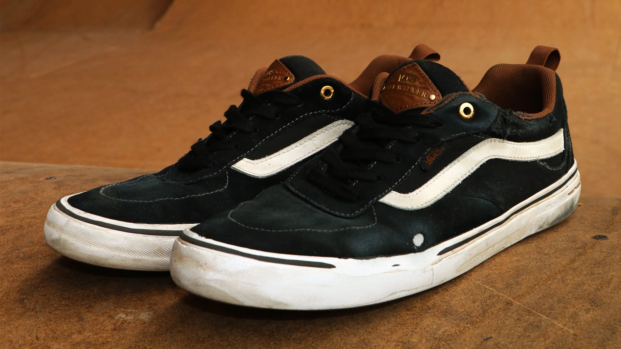 vans pro skate brown