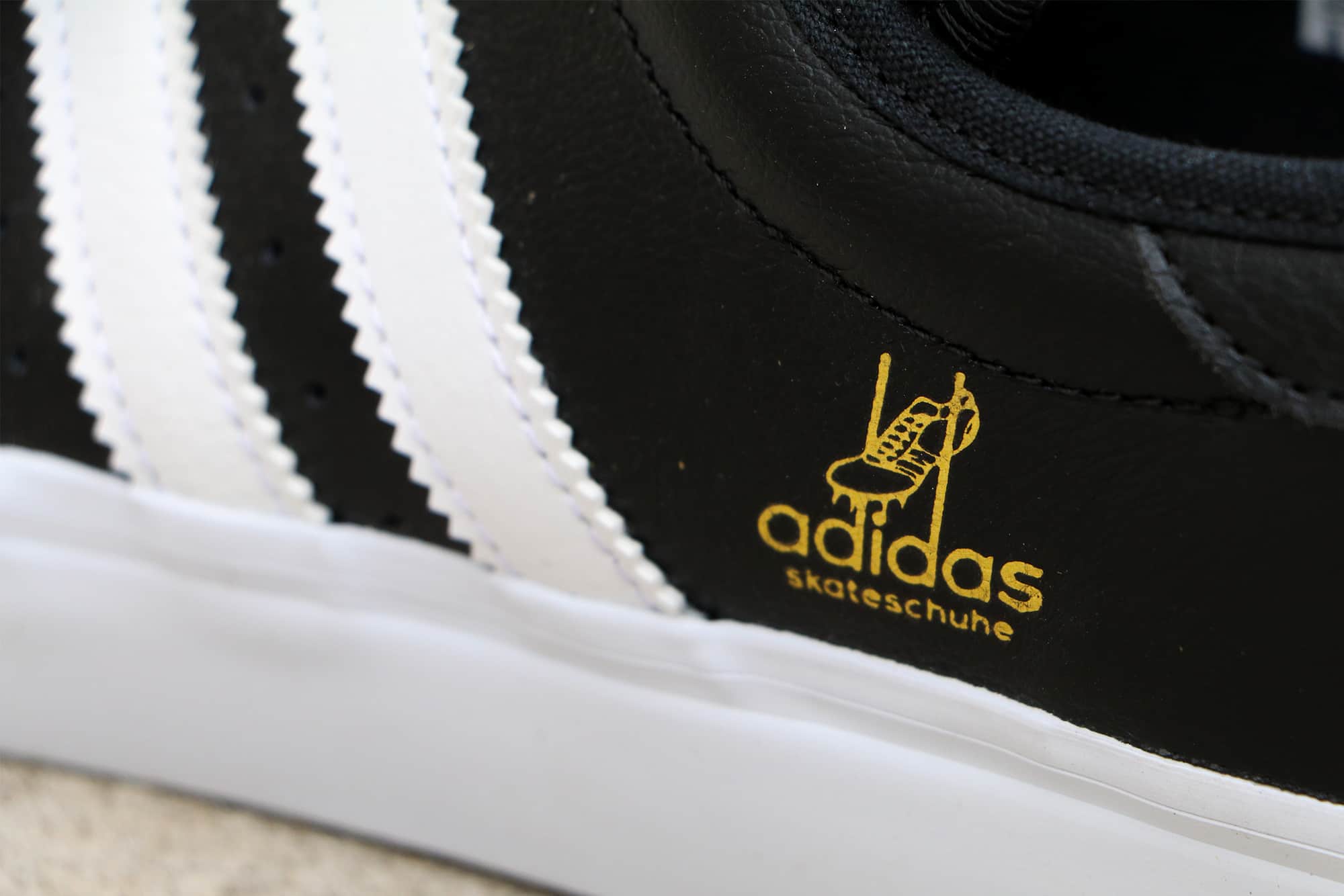 adidas adi ease premiere universal