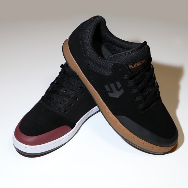 etnies marana skate shoes