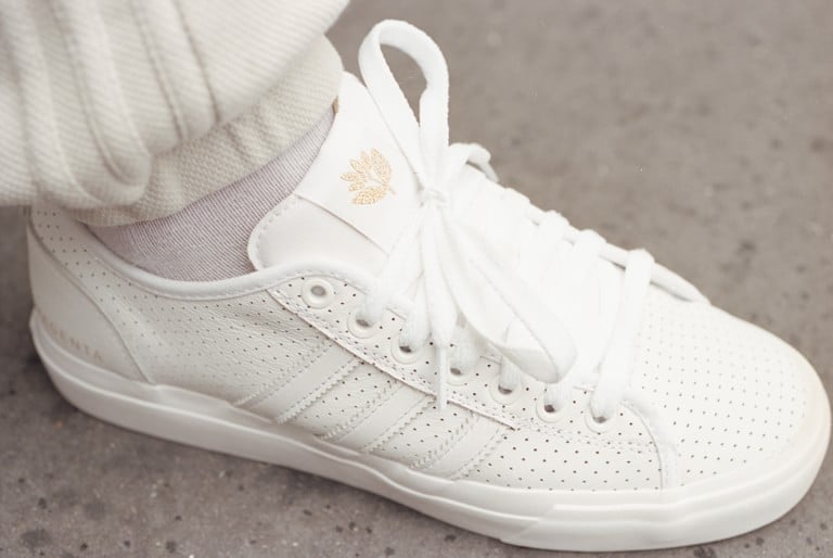 adidas superstar magenta