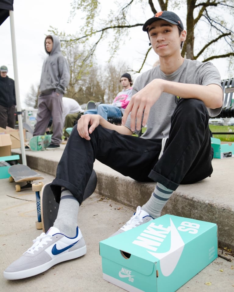 nike sb team classic on feet