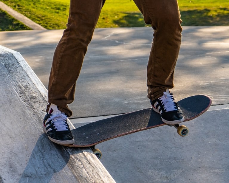 Sudor en progreso Específico Adidas Busenitz Pro Skate Shoe Wear Test | Tactics