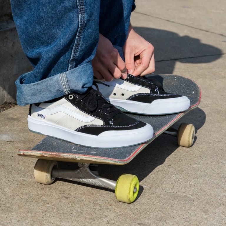 elijah berle vans pro shoe