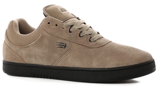 tan skate shoes