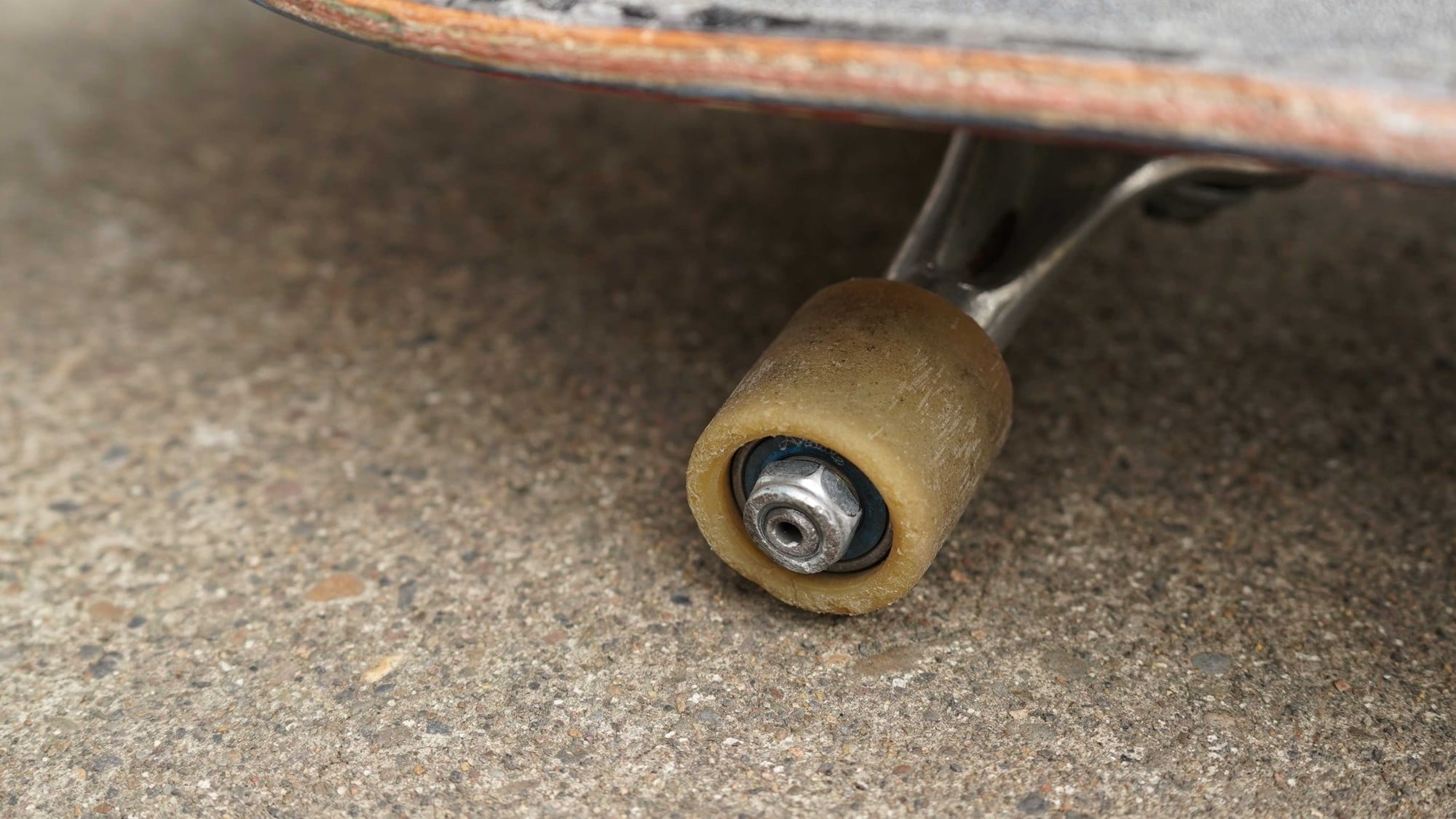 How to a Skateboard Wheel: Size, Materials | Tactics