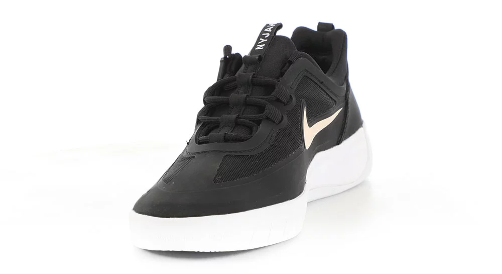 Ingenioso Microbio Isla Stewart Nike SB SB Nyjah Free 2.0 Skate Shoes - black/white-black-black - Free  Shipping | Tactics