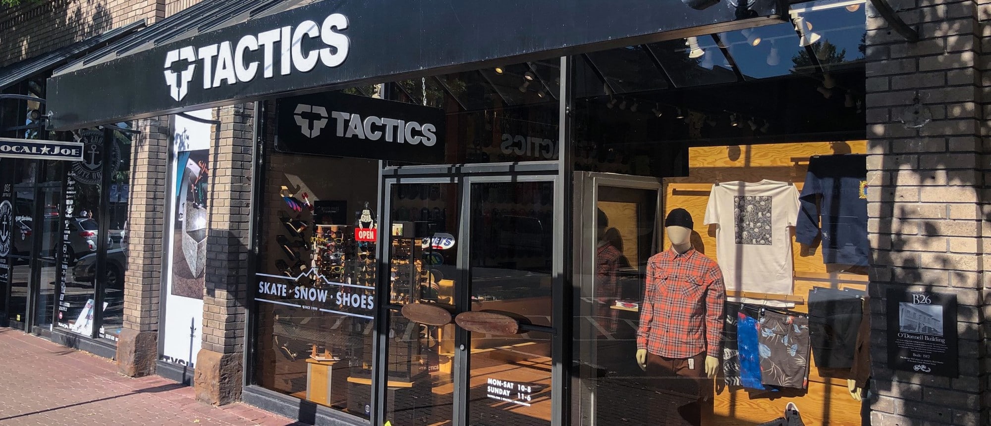 TACTICS - Skateboarding, Snowboarding, Skate Shoes & Clothing