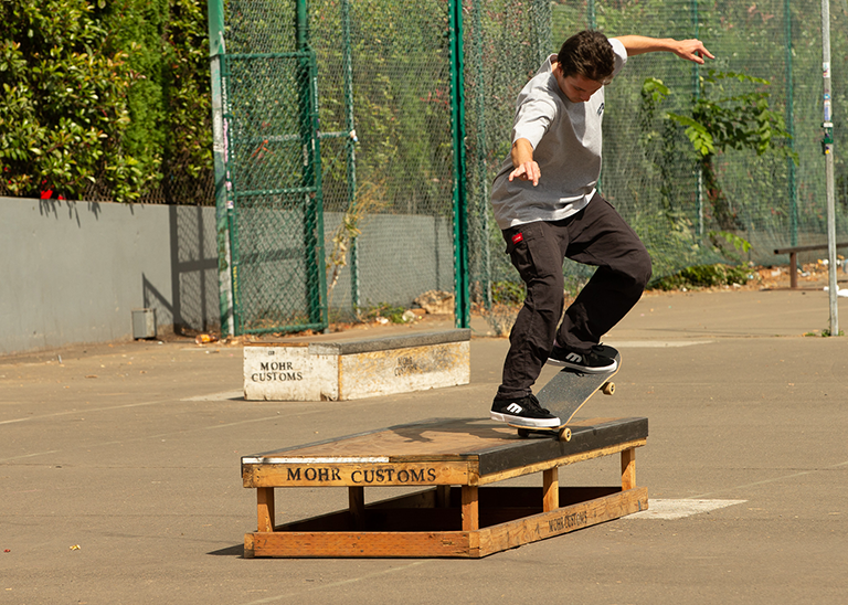 etnies_windrow_vulc_sam_parker_bs_nosegrind