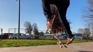 how to kickflip flick