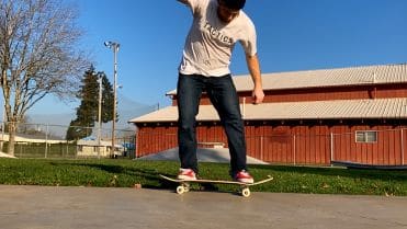 kickflip land