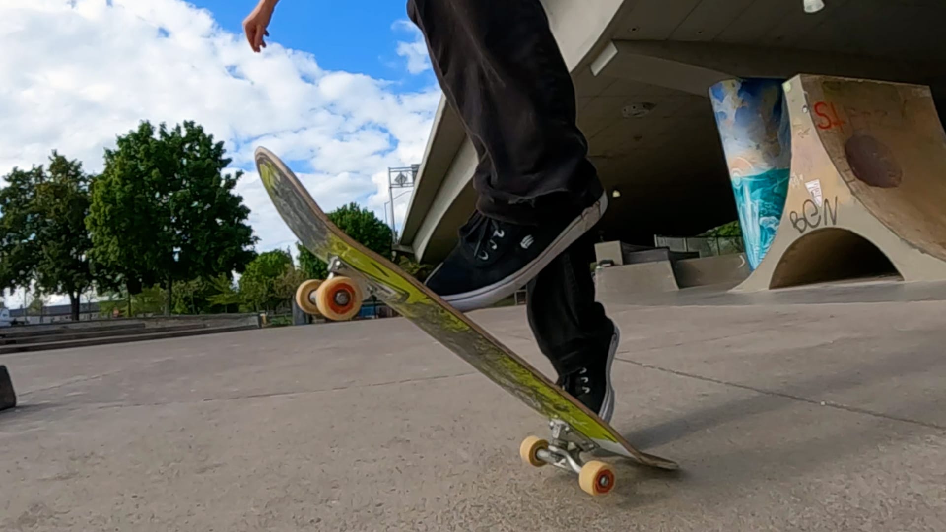 How To Treflip on a Skateboard Tactics