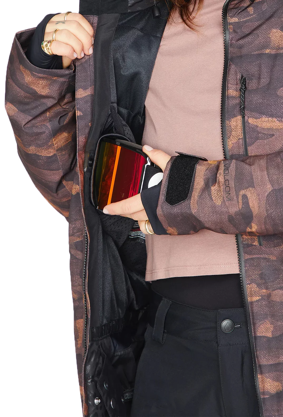 Volcom Women's 3D Stretch GORE-TEX Insulated Jacket - dusk camo