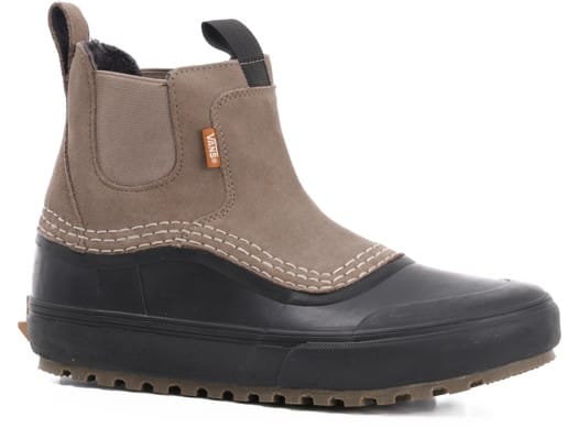 vans standard mid mte black & gum chelsea boots