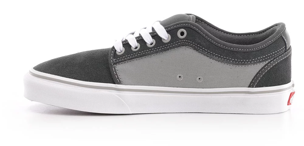 Vans chukka low pro pewter sales & frost grey skate shoes