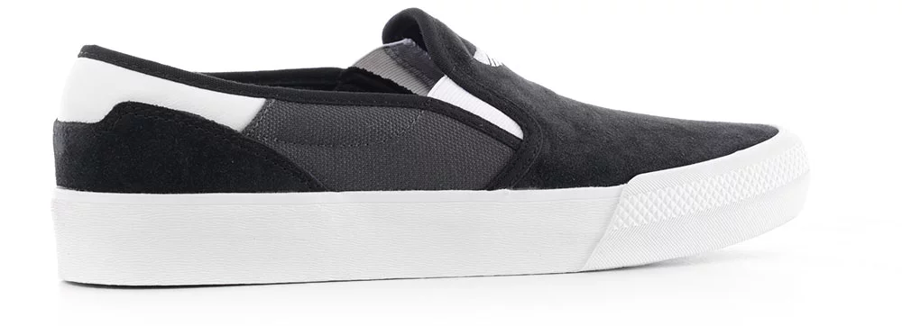 adidas nizza slip on