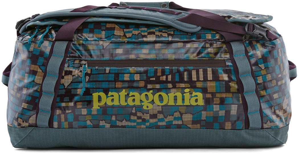 Patagonia Black Hole Duffel 40L Duffle Bag fitz roy patchwork