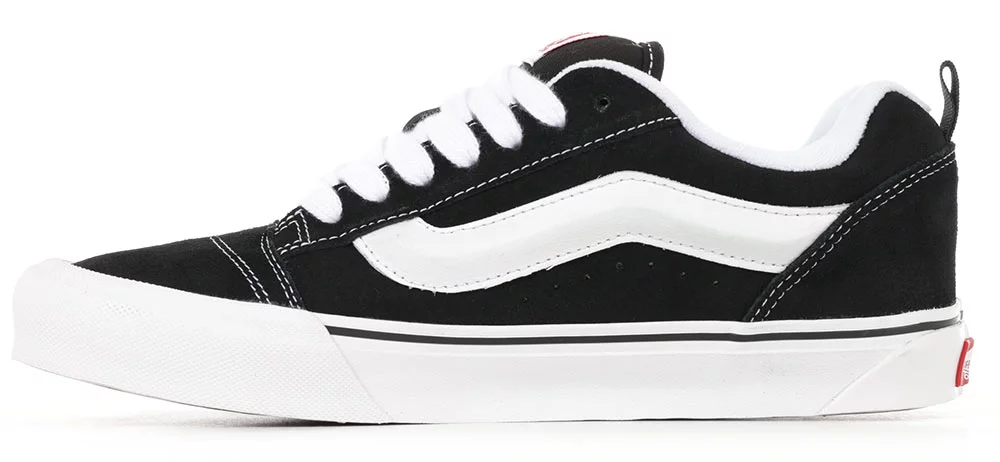 Vans Knu Skool Skate Shoes black/true white Tactics