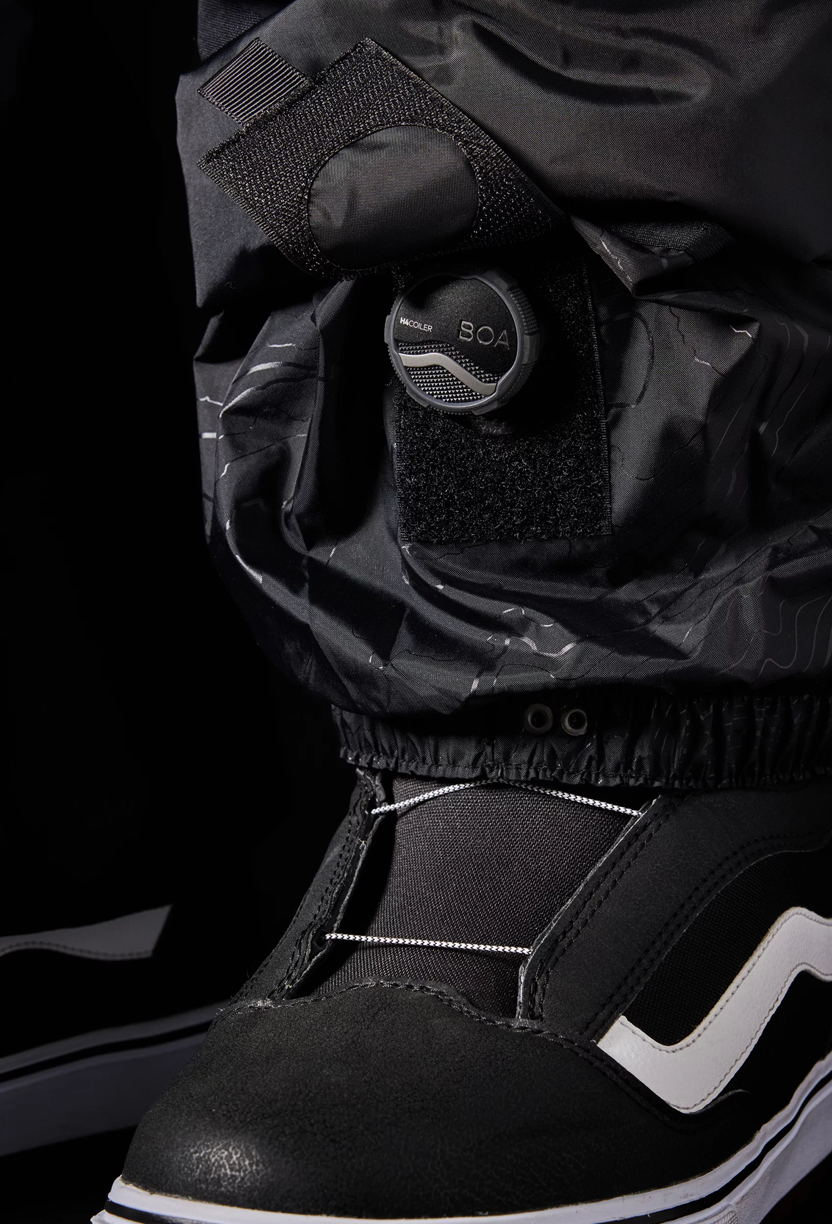 686 Women's GORE-TEX Willow Pants - black | Tactics