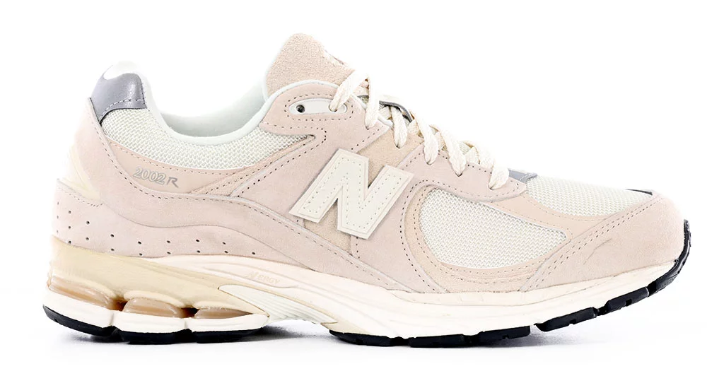 New Balance 2002R Shoes | Tactics