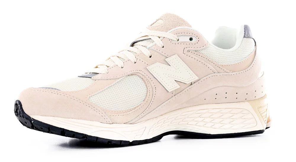 New Balance 2002R Shoes | Tactics