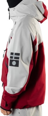 Beyond Medals Nomadik x Beyond Medals 3L Jacket - red | Tactics