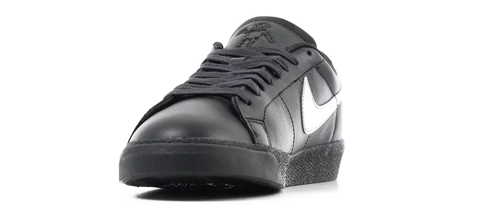 Nike SB Zoom Blazer Low QSブラック/メタリックシルバー Nike SB Zoom Blazer Low QSブラック/メタリックシルバー - メルカリ