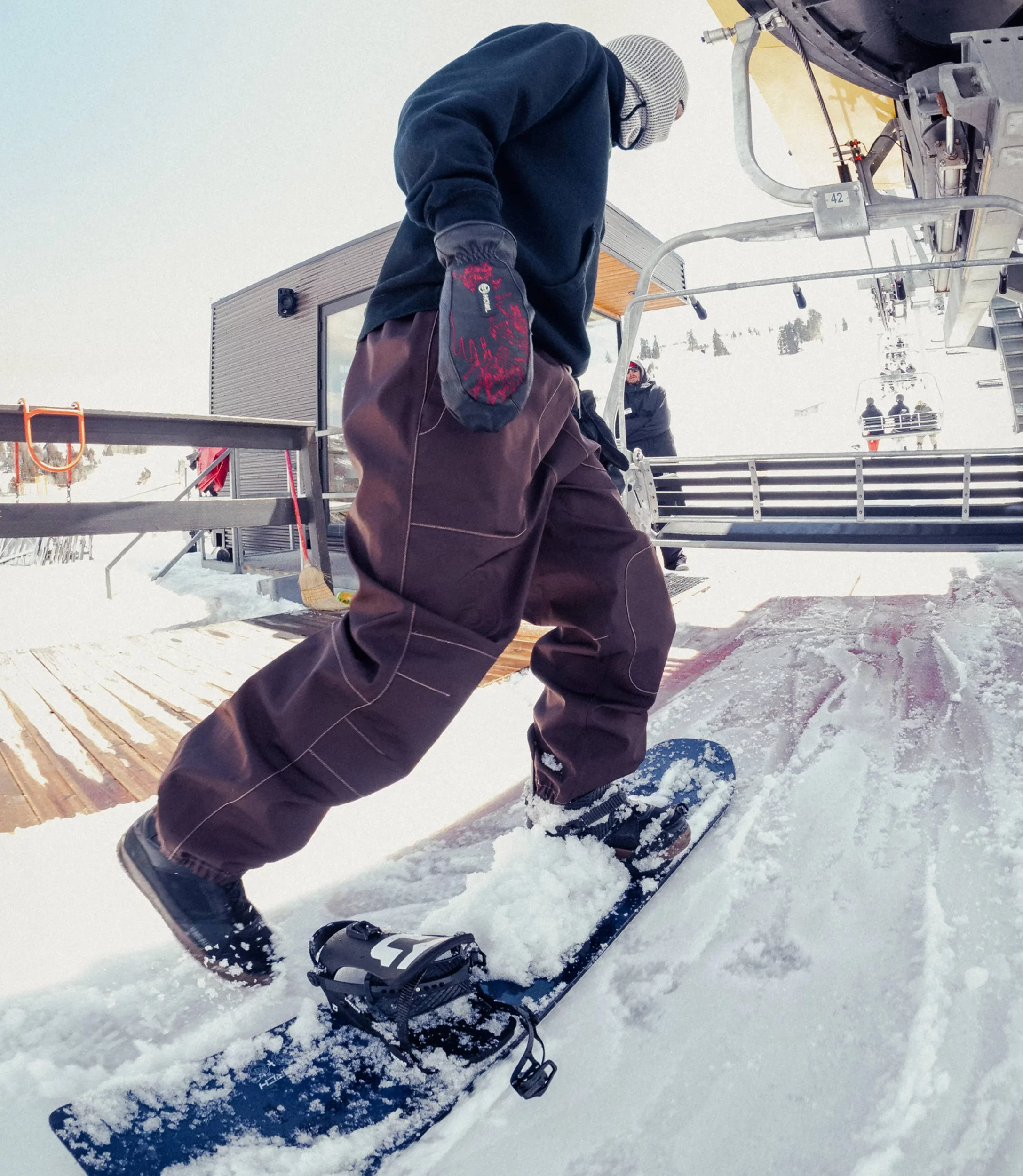 Howl Public x Howl Pants - brown | Tactics Howl Public x Howl Pants - brown | Tactics