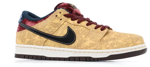 Nike SB Dunk Low Pro SB Skate Shoes - celestial gold/black-dark team red