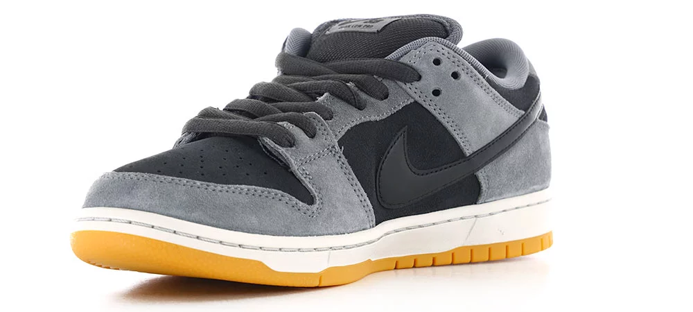 Nike SB Dunk Low Pro SB Skate Shoes dark smoke grey black smoke grey Tactics