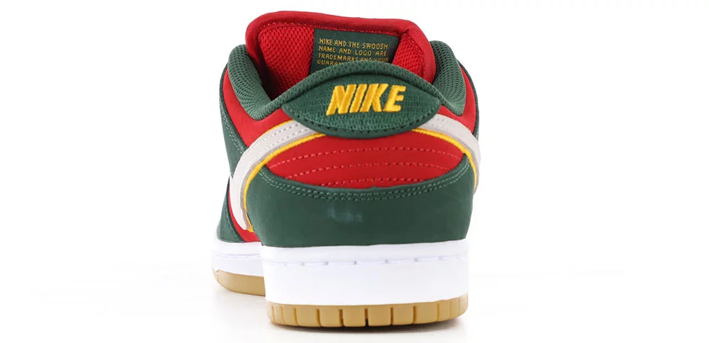 Nike SB Dunk Low Pro SB Skate Shoes - fir/white-university