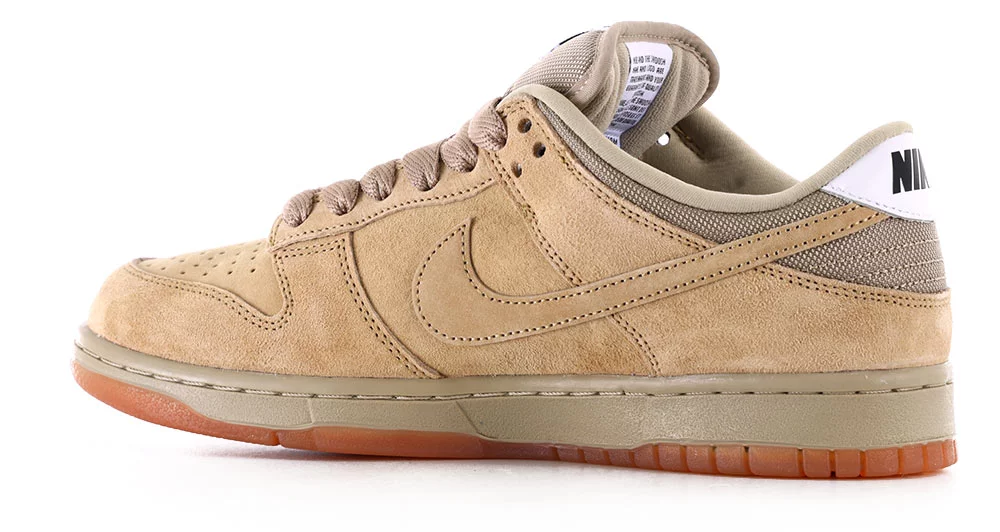 スケートボード NIKE SB DUNK LOW PRO B Parachute Beige Nike SB Dunk Low Pro B Skate Shoes - parachute beige