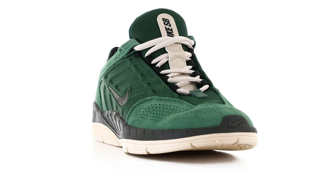 Nike SB Vertebrae Skate Shoes fir/black-sequoia-lt orewood brown