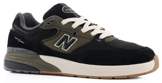 New Balance Numeric 933 Andrew Reynolds (WIDE) Skate Shoes - black/olive - view large