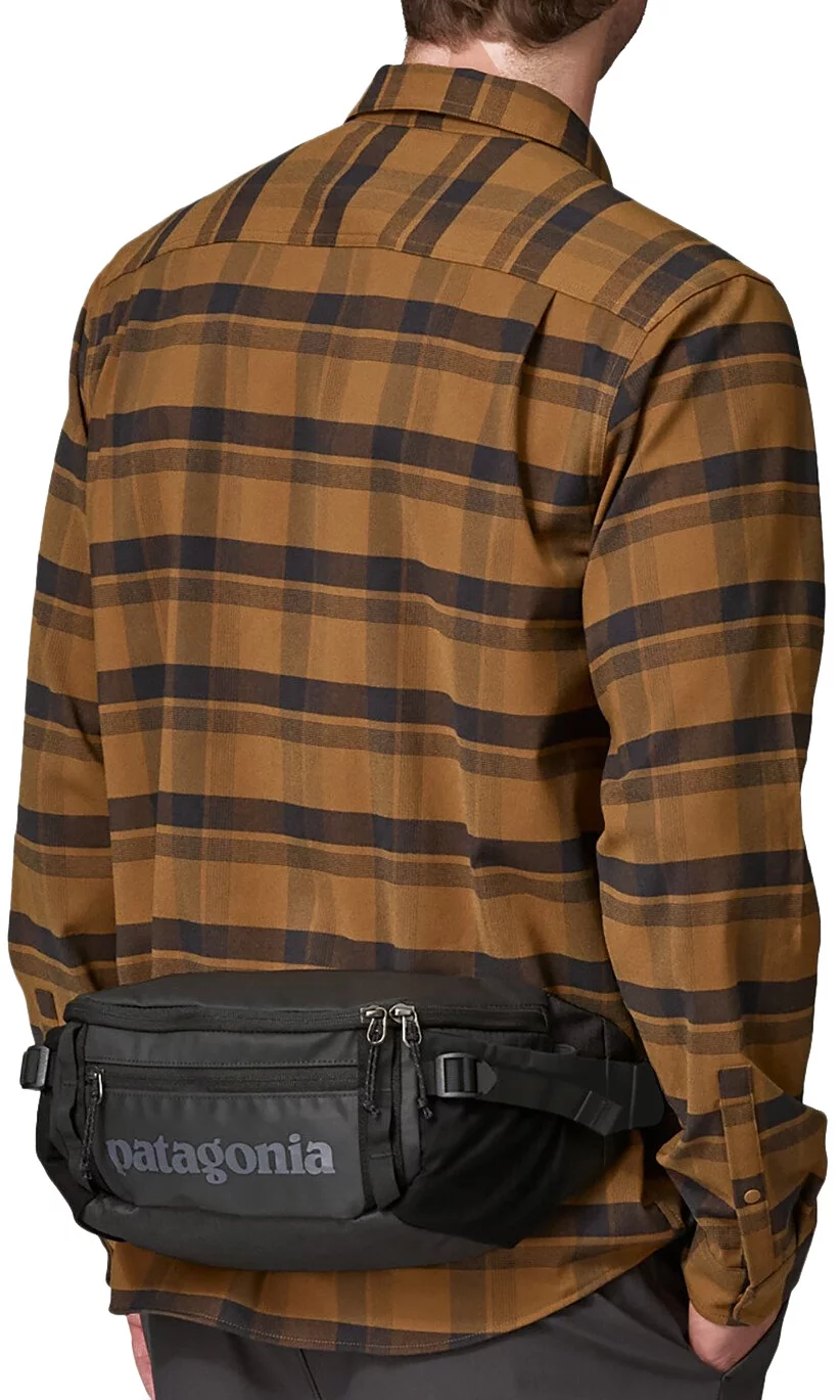 Patagonia Black Hole Waist Pack 5L | Tactics Patagonia Black Hole Waist Pack 5L | Tactics