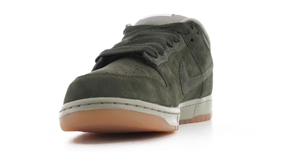 Nike SB Dunk Low Pro B Skate Shoes - sequoia/sequoia-light