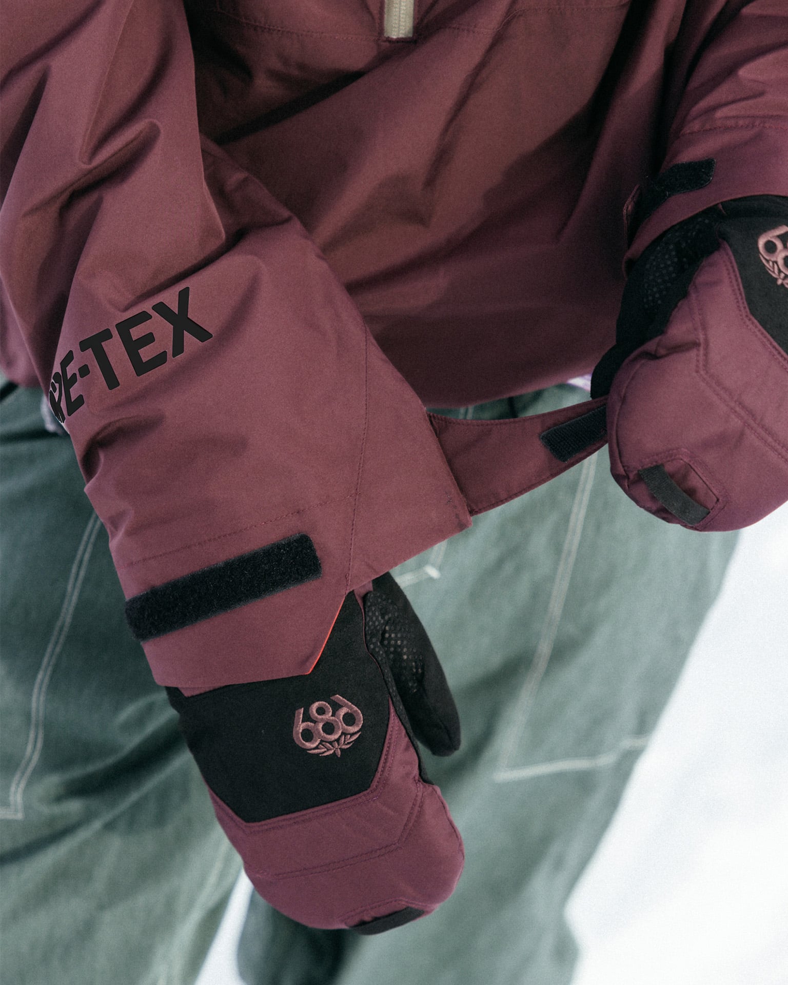 gloves and mitts on sale brand image