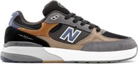 New Balance Numeric 933 Andrew Reynolds Skate Shoes - tan/grey