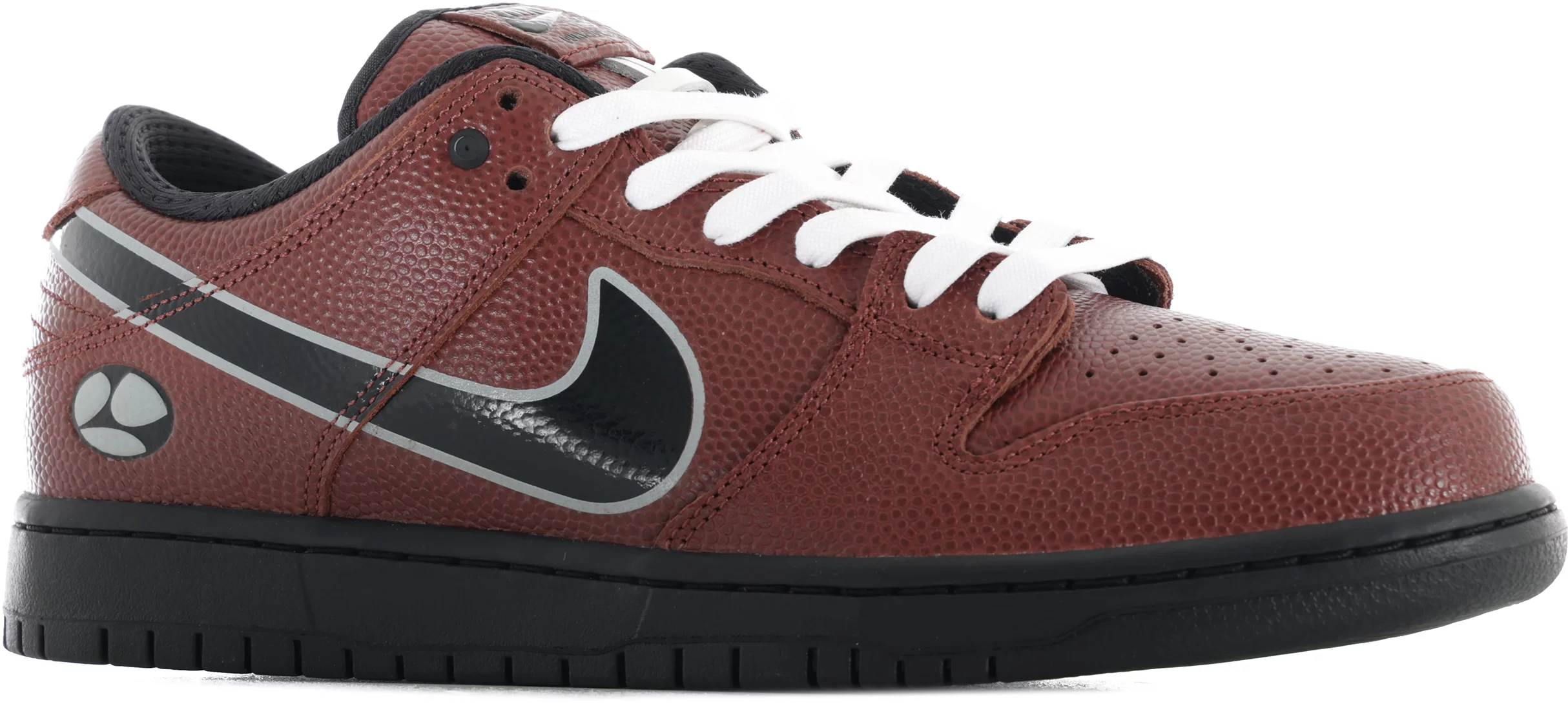 Nike SB Dunk Low Pro SB - Quickstrike Skate Shoes | Tactics