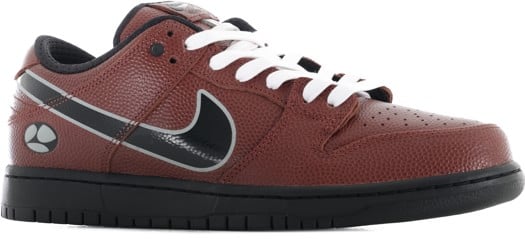 Nike SB Dunk Low Pro SB - Quickstrike Skate Shoes - (limosine) dark pony/black-silver-white - view large