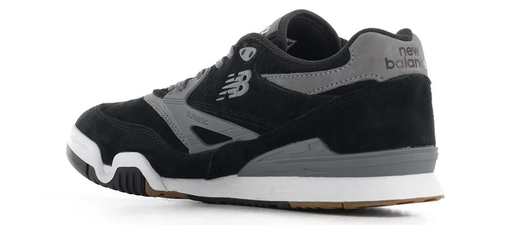 New Balance Numeric 770 Skate Shoes - black | Tactics