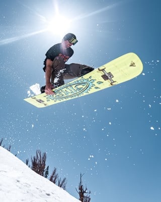 SIMS Noah Nub '93 Mystery Lunch LTD Snowboard 2024 | Tactics