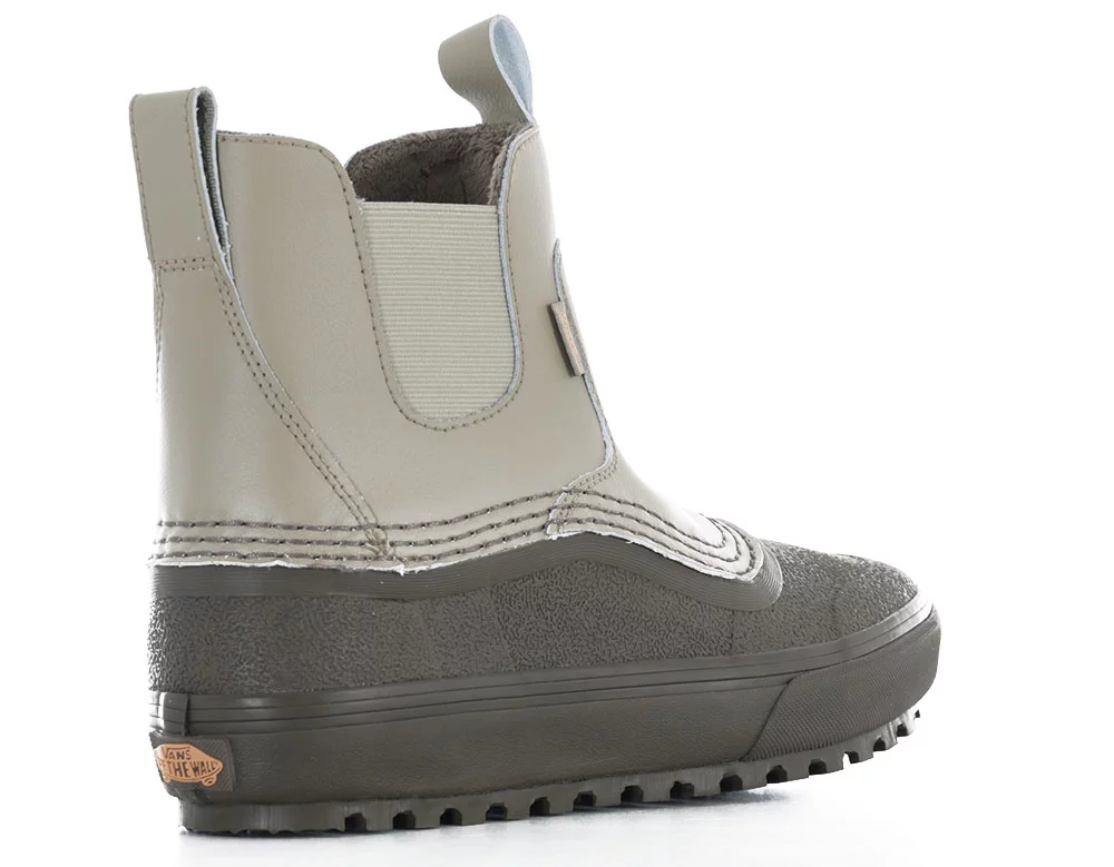 Vans MTE Standard Mid Chelsea Waterproof Boots | Tactics
