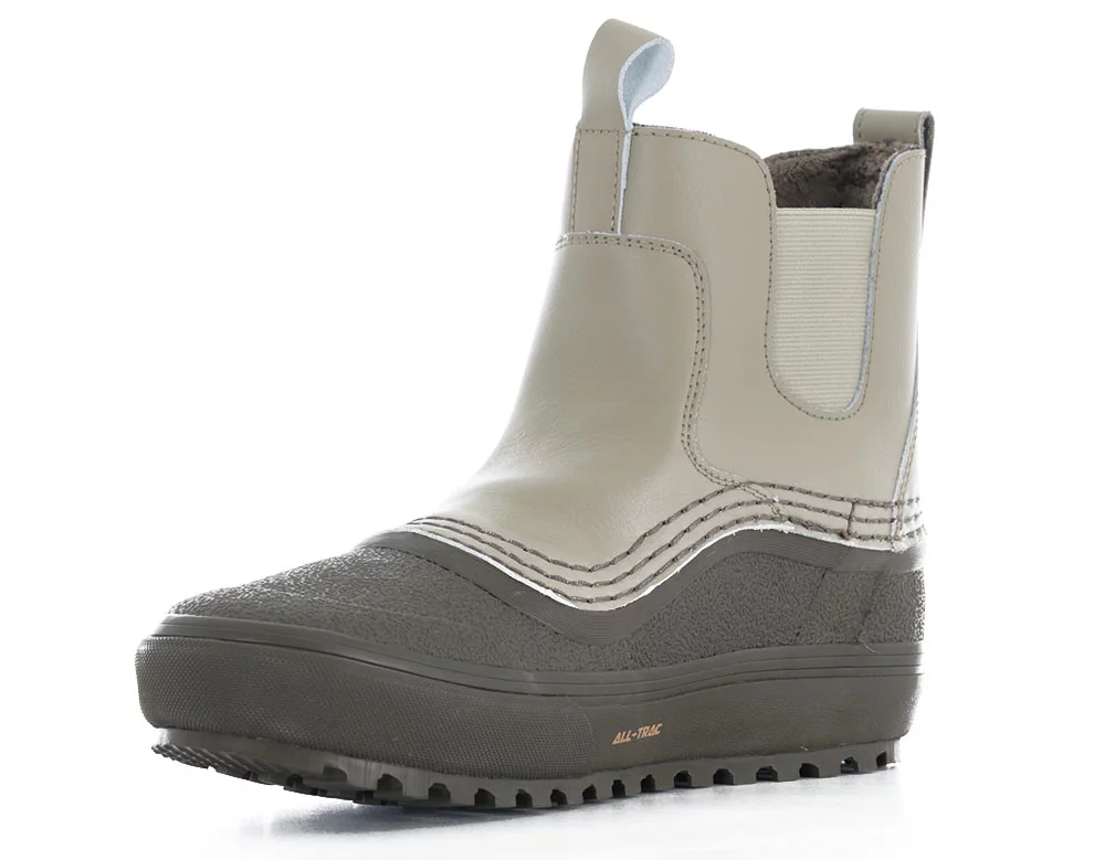 Vans MTE Standard Mid Chelsea Waterproof Boots | Tactics