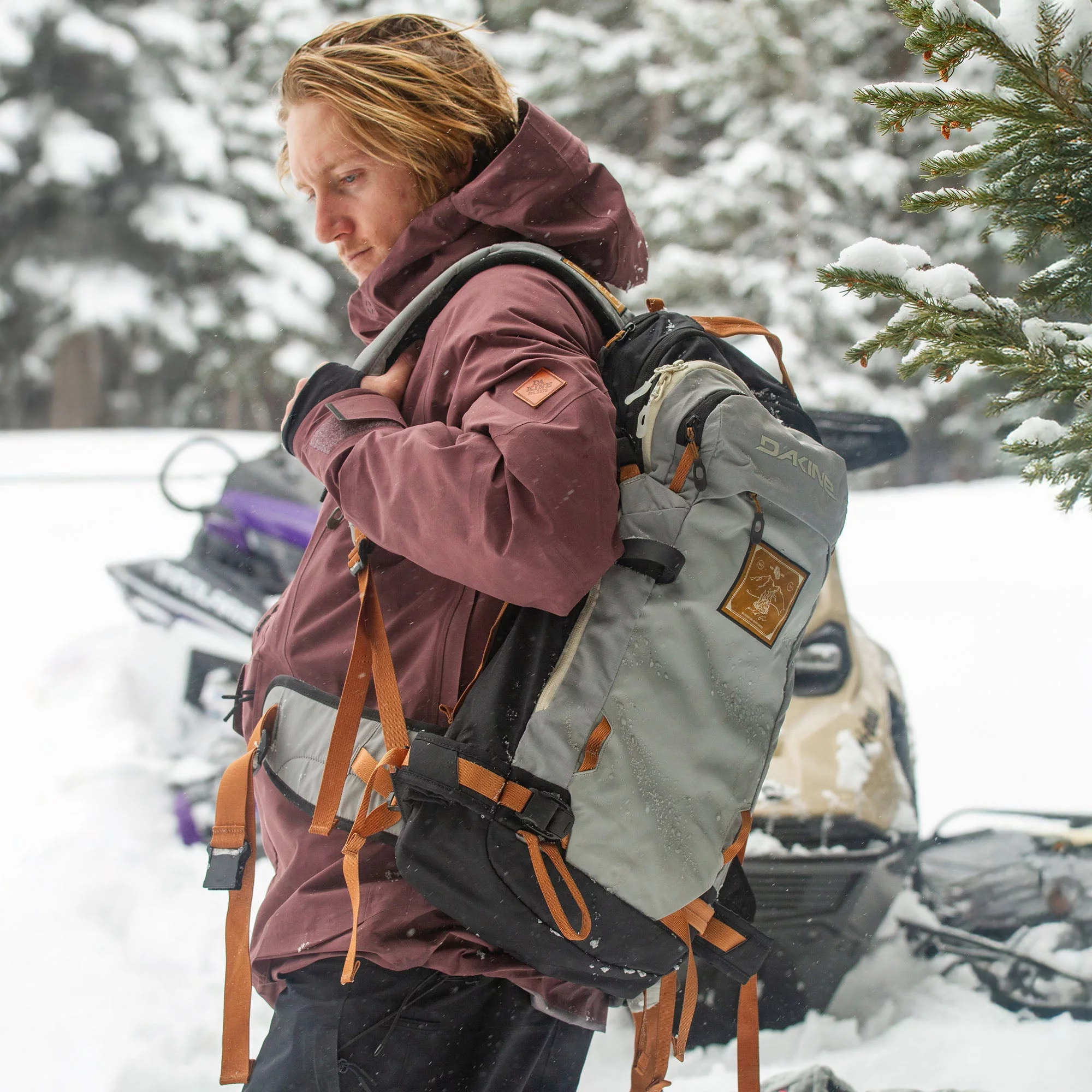 DAKINE Team Poacher 22L Backpack - (red gerard) griffin | Tactics