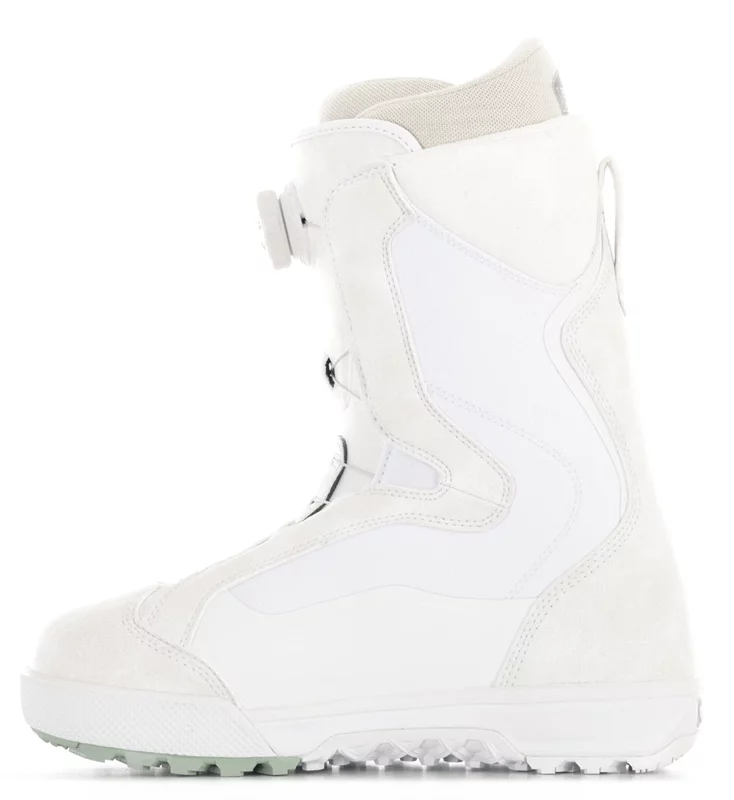 WHITECARBON　ホワイトカーボン　ユニロック12.5 ゴースト使用 Vans Women's Encore Pro Snowboard Boots 2026 | Tactics