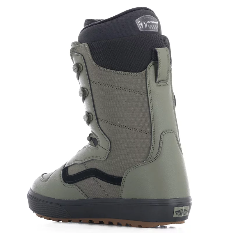 Vans Invado OG Snowboard Boots 2026 | Tactics