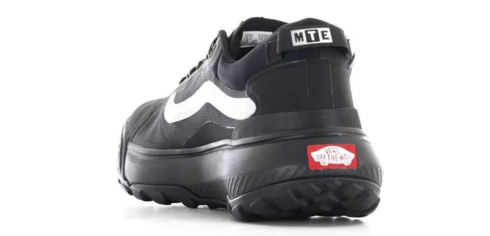 Vans MTE Crosspath Shoes - reflective black | Tactics